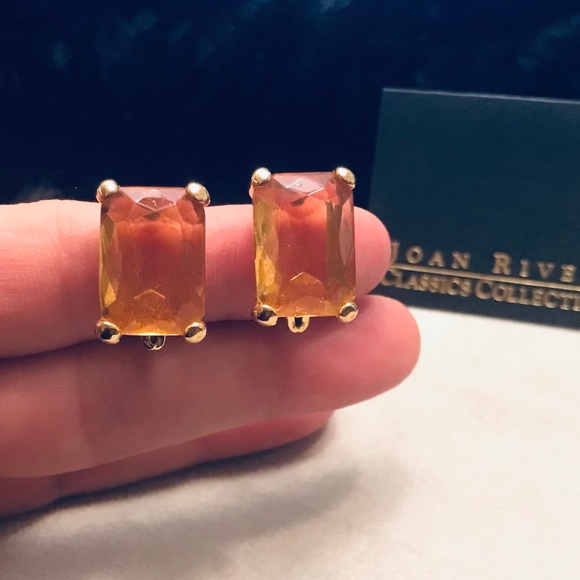 Joan Rivers Vintage Crystal Necklace & Earrings Set - Picture 8 of 16